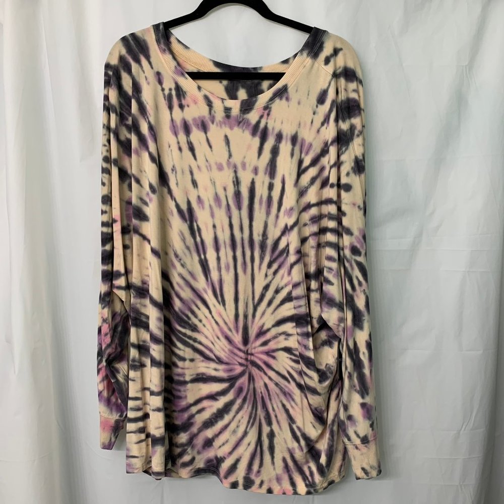 NWT Torrid TieDye Dolman Sleeve Tunic Top